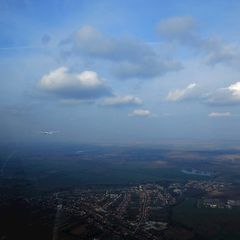 Flugwegposition um 14:41:00: Aufgenommen in der Nähe von Okres Nové Zámky, Slowakei in 716 Meter
